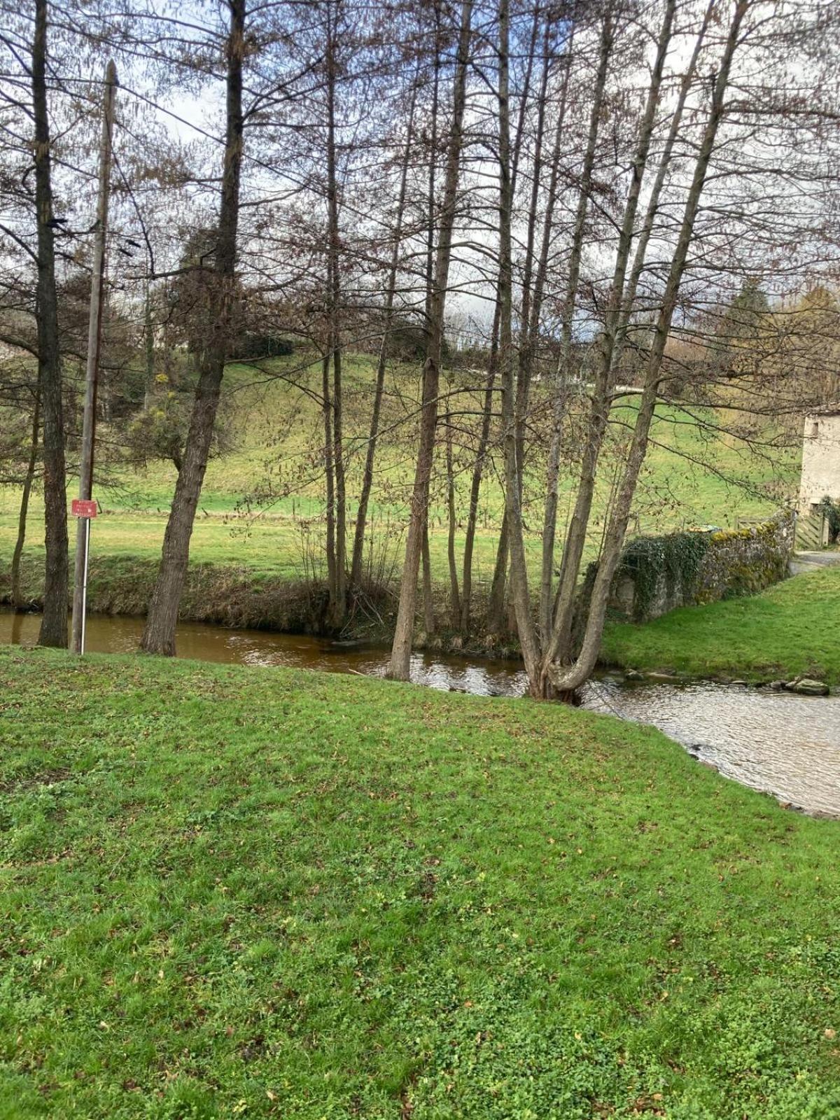 Jolie Maison De Campagne, Compostelle Villa Soleymieux Kültér fotó